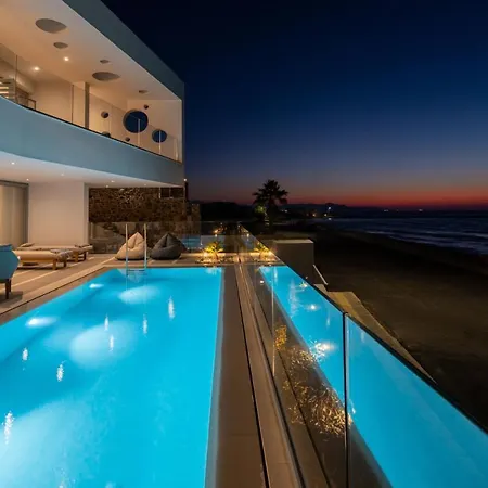 Villa Dia's Blue 8 Bedrooms Seafront Gournes Gouvon